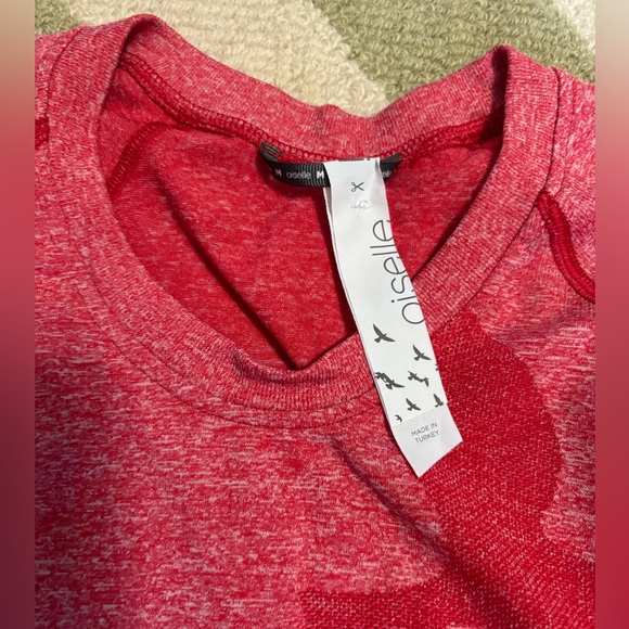 Oiselle Red Long Sleeve - Picture 3 of 4